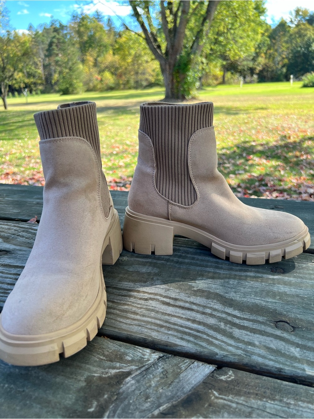 Beige Chelsea Boots